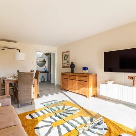 Le Mistral - Appt Avec Deux Balcons à Cannes